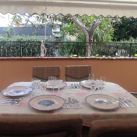 La Casa Del Sole Bed & Breakfast Terracina Bagian luar foto