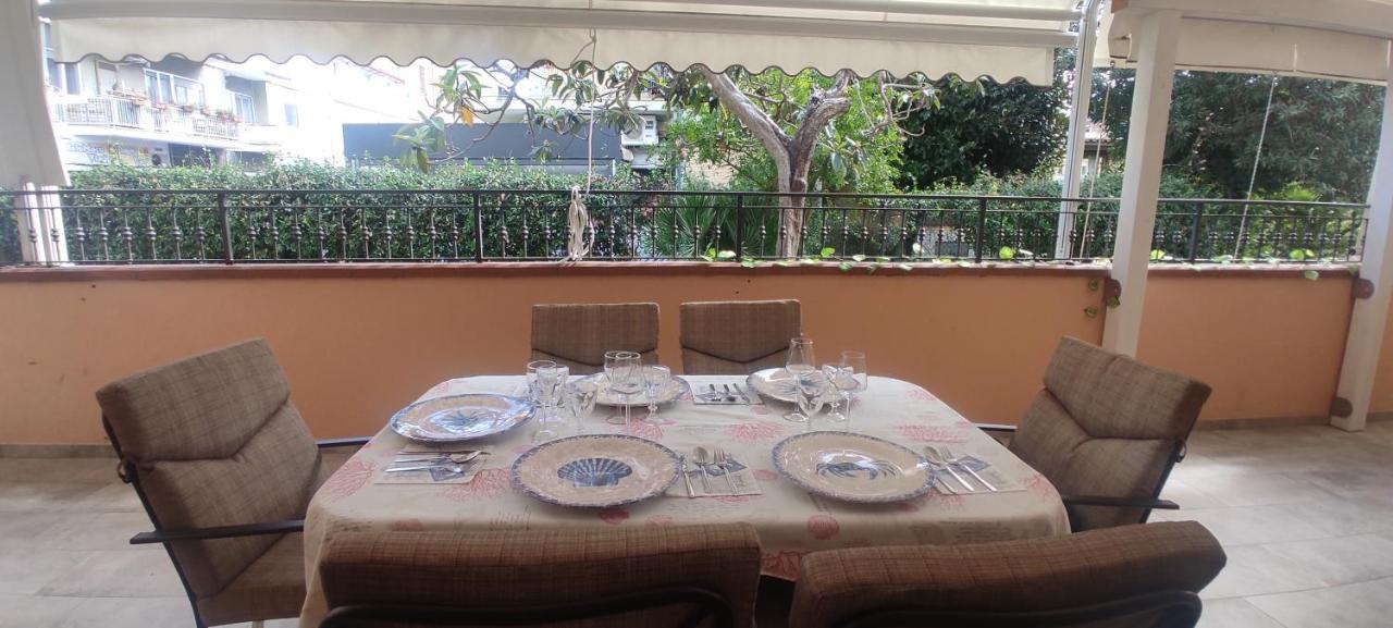 La Casa Del Sole Bed & Breakfast Terracina Bagian luar foto